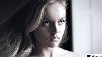 Regalo especial de cumpleaños 18 de los padres-Sarah Vandella, River Fox y Tommy Gunn