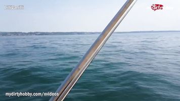 Mi Sucio Hobby-Increíble follar en un barco de velocidad